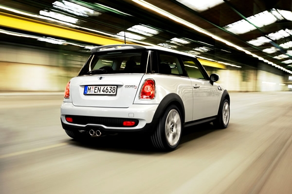 Mini festeja su 50 aniversario con dos ediciones especiales 5