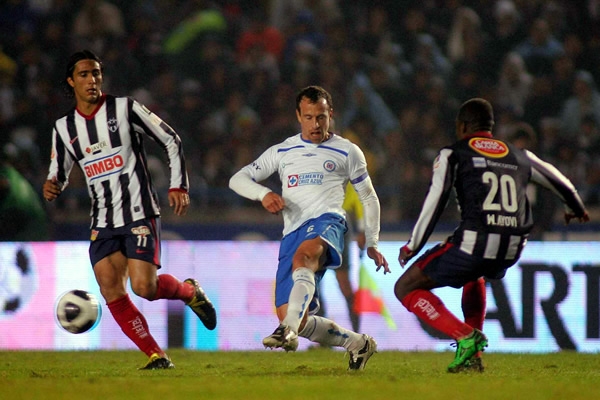 monterrey cruz azul final ida 2009 77