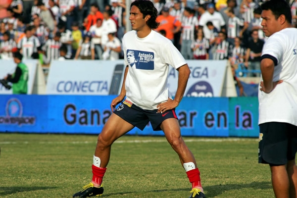 Monterrey lució una camiseta del Tano