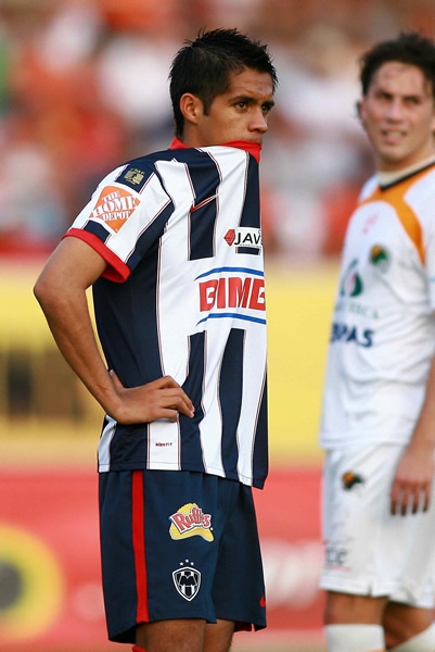 Monterrey sólo pudo empatar ante Jaguares