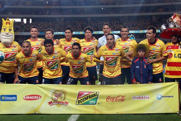Morelia se toma la foto de equipo