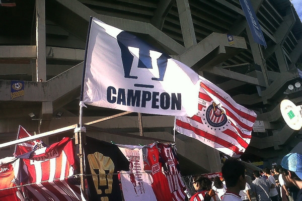 Mucha afición de ambos bandos