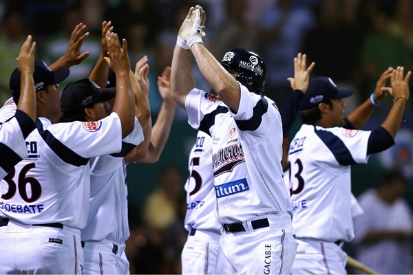 Naranjeros festejan
