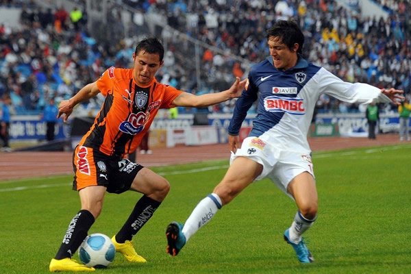 Neri Cardozo también bajó a defender
