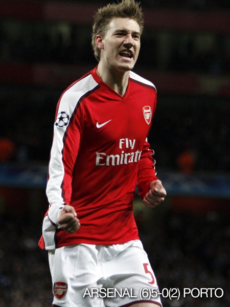 Nicklas Bendtner abrió el marcador para el Arsenal.