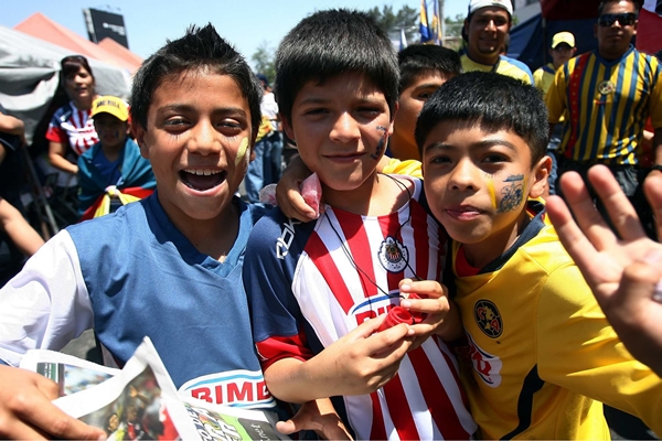 Ninos en el Chivas América