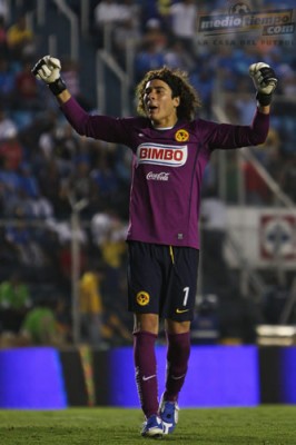 Ochoa celebra el triunfo del América.