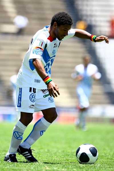 Olivera dio un juego de mucha entrega.