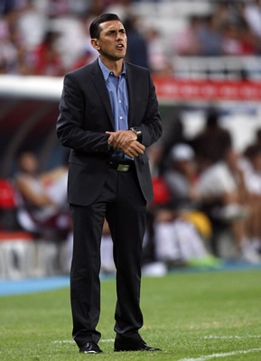 omar arellano técnico de chivas