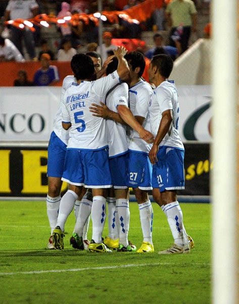 Orozco anotó el gol del triunfo al 89