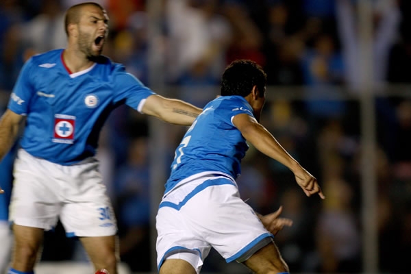Orozco metió el primer gol cementero