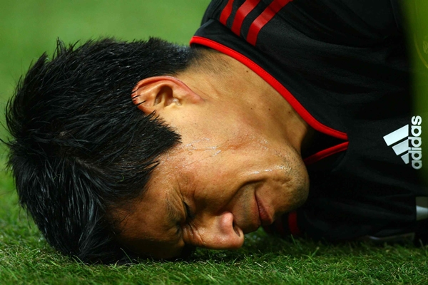 Osorio se llevó varios golpes fuertes.