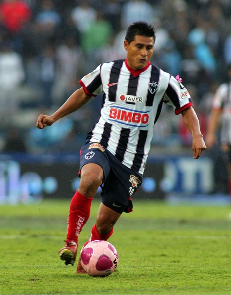 Osvaldo Martínez no pudo evitar la derrota de Monterrey