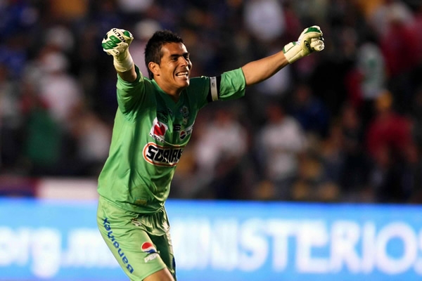 Oswaldo festeja el empate santista