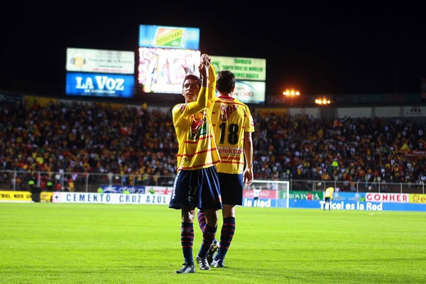Particular festejo de Elías Hernández