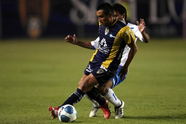 Partido muy disputado entre San Luis y Cruz Azul