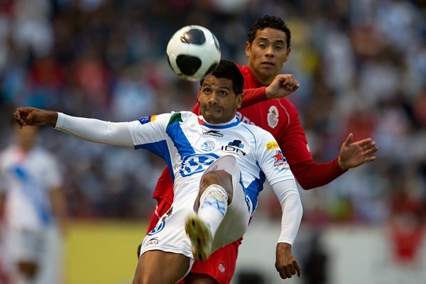 Partido peleado entre Puebla y Toluca