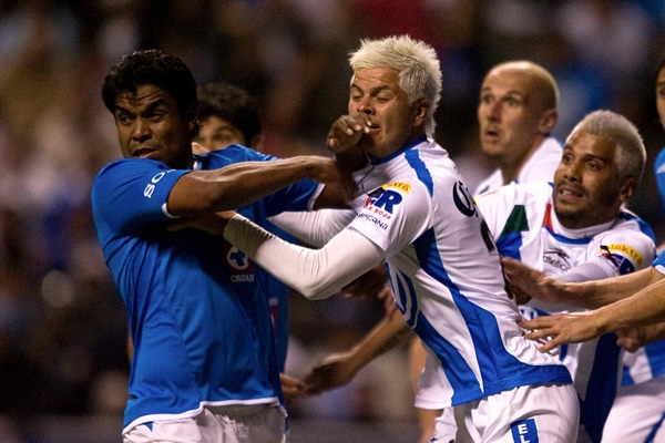 Partido peleado entre Puebla y Cruz Azul
