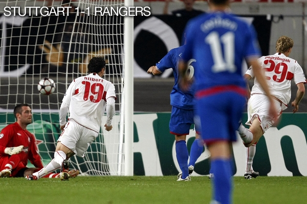 Pavel Pogrebnyak celebró el primer tanto de los alemanes.