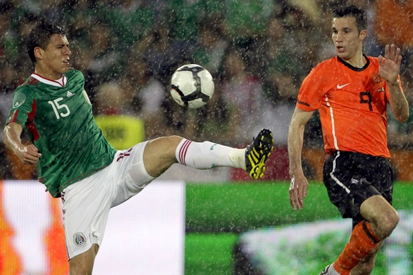 Pese a la lluvia los jugadores pelearon todas