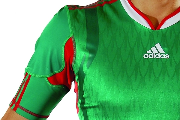 Playera Tri9