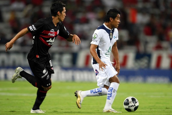 Pocas llegadas hubo en el primer tiempo