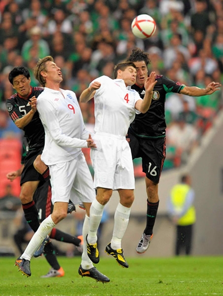 Por aire Inglaterra fue superior