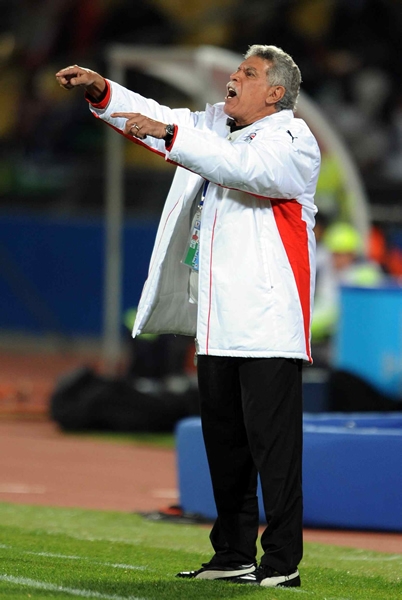 Por otra parte, Hassan Shehata, no encontró a su equipo.
