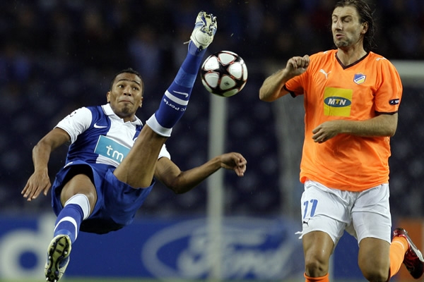 Porto-APOEL 4