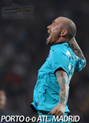 El Porto, sin mucho esfuerzo, echó por marcador global al Atlético de Madrid.