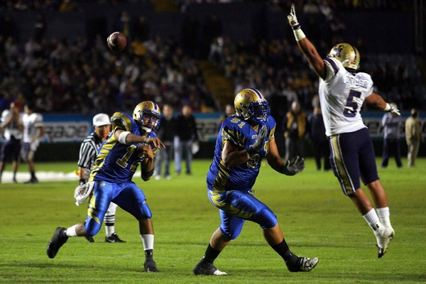 Postal espectacular de una atrapada.