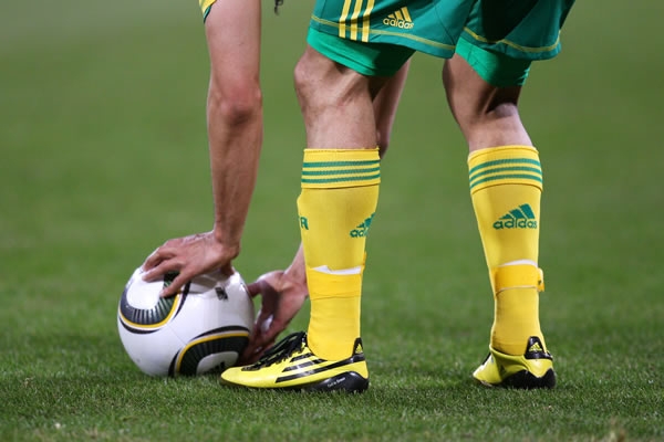 Preparando un tiro a balón parado