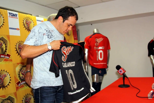 Presentación de Cuauhtemoc Blanco en Veracruz