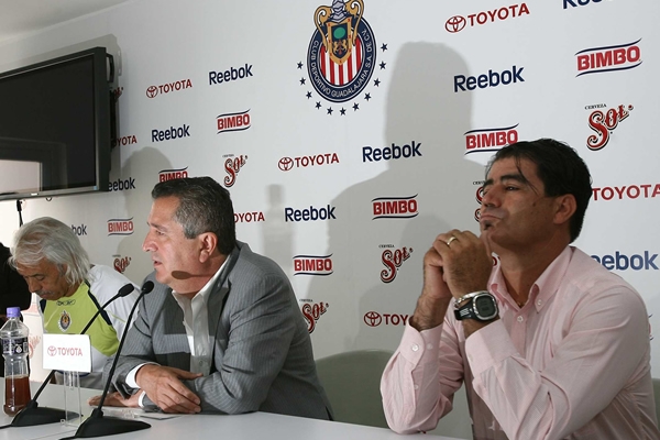 Presentación de Francisco Ramírez en Chivas.