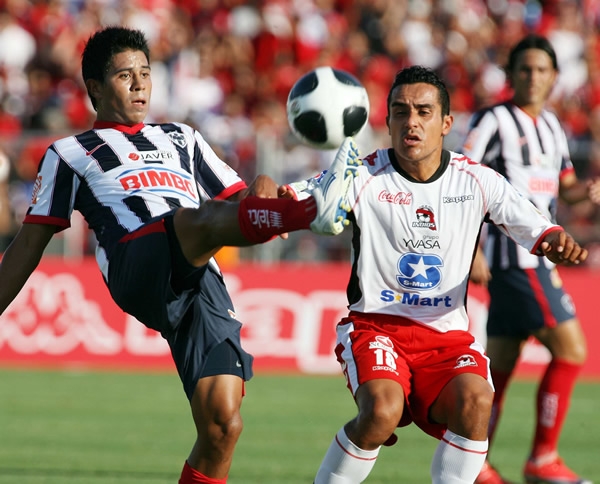 Primer punto para ambos equipos en el torneo