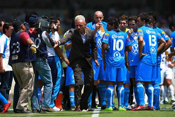 Puebla en el partido ante Pumas