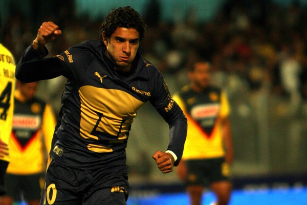 Pumas-América 56