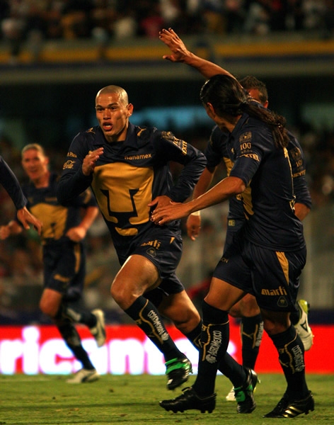 Pumas-América 8