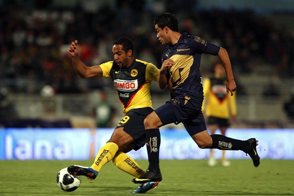 Pumas-América 9