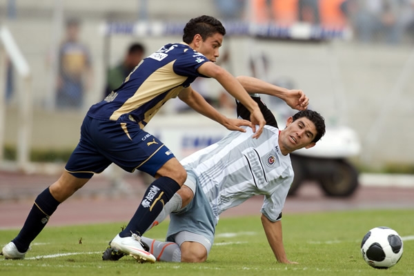 Pumas-Chivas 76