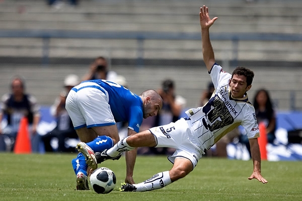 Pumas 0-3 Cruz Azul 30