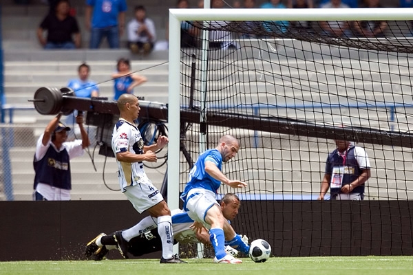 Pumas 0-3 Cruz Azul 52