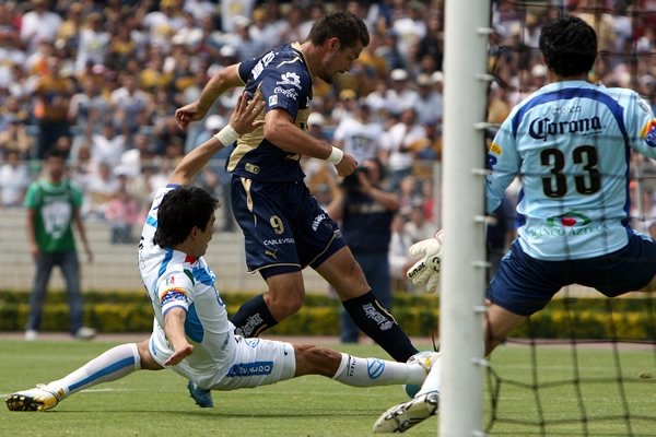 Pumas-Puebla 37