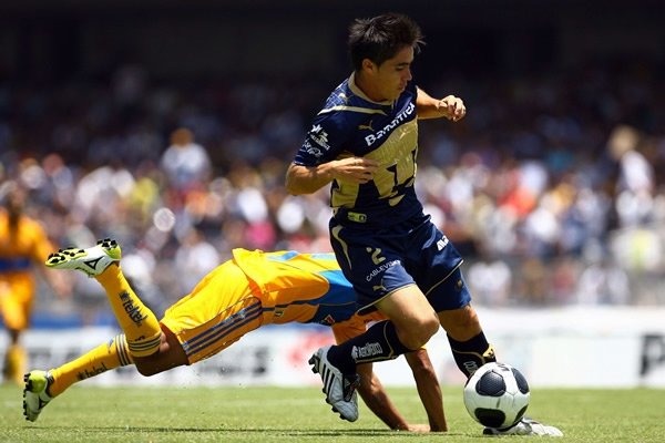 Pumas 1-2 Tigres... Duelo de fieras