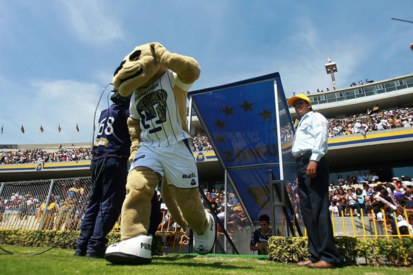 Pumas 1-2 Tigres... Duelo de fieras