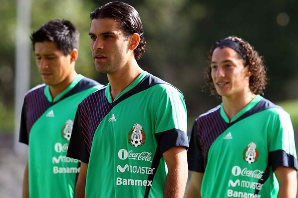 Rafa no jugará, pero apoya al Tri.