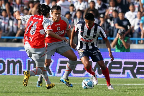 Rayados logró penetrar la defensa chiva
