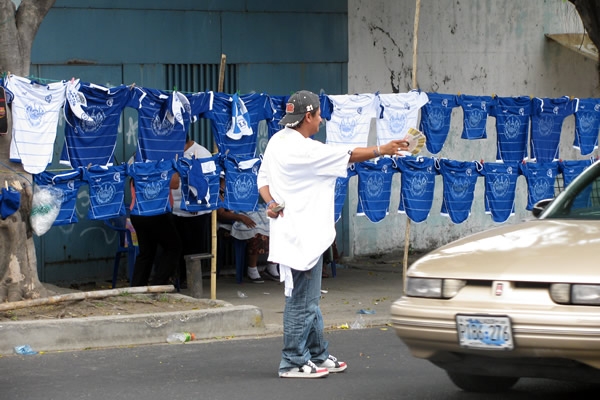 Reventa en el Cuscatlán Acto 1.