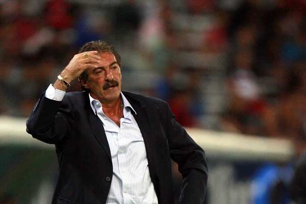 Ricardo La Volpe lamenta la derrota