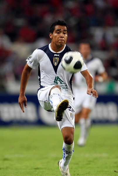 Rodolfo Salinas intentando hacer diferencia